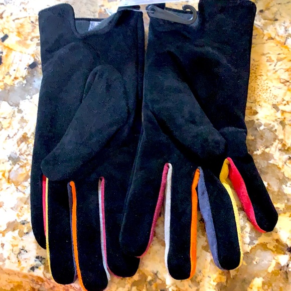 Gloves - Picture 5 of 6